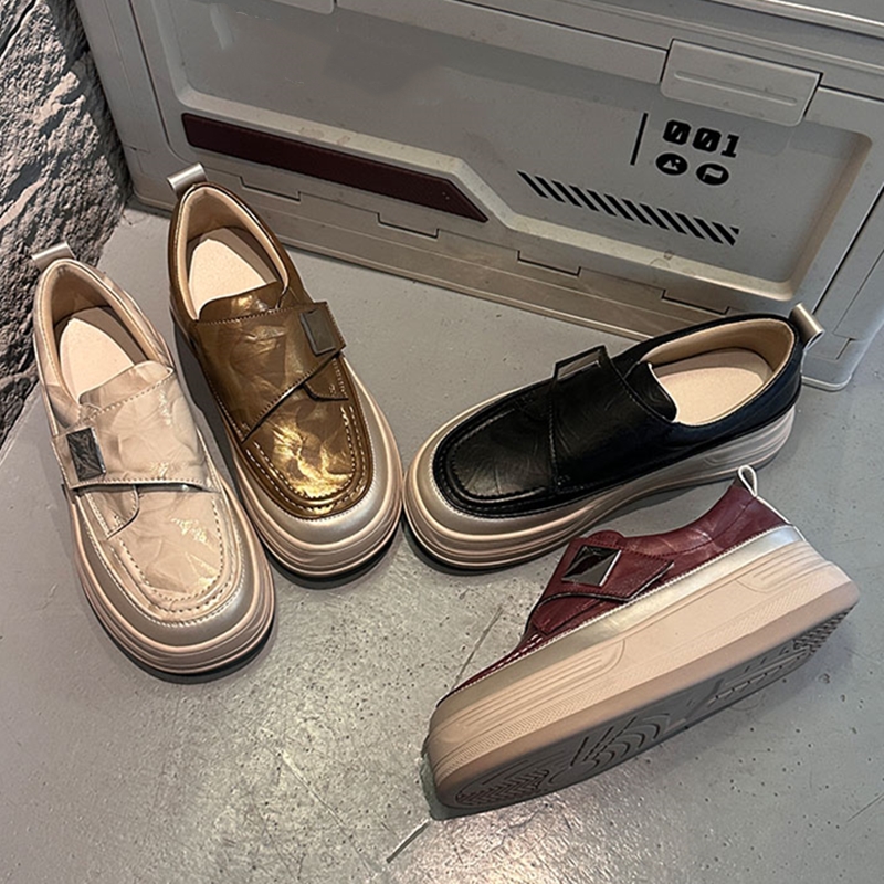 AIYUQI 2026 New Women's Loafer - Women'S Fashion Velcro Sneakers のレビューと価格