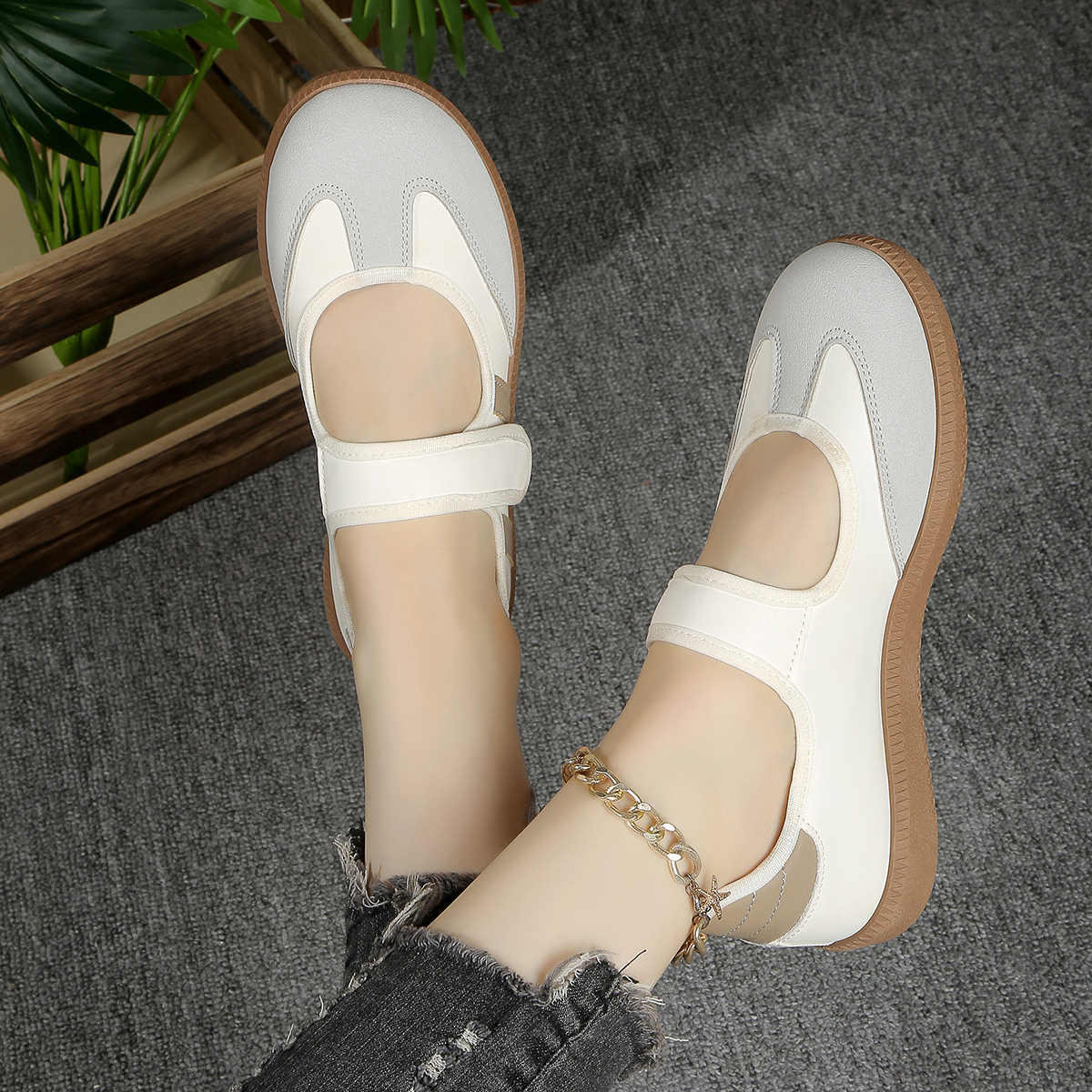 Spring and Summer Women's Fash - Women'S Fashion Velcro Sneakers のレビューと価格