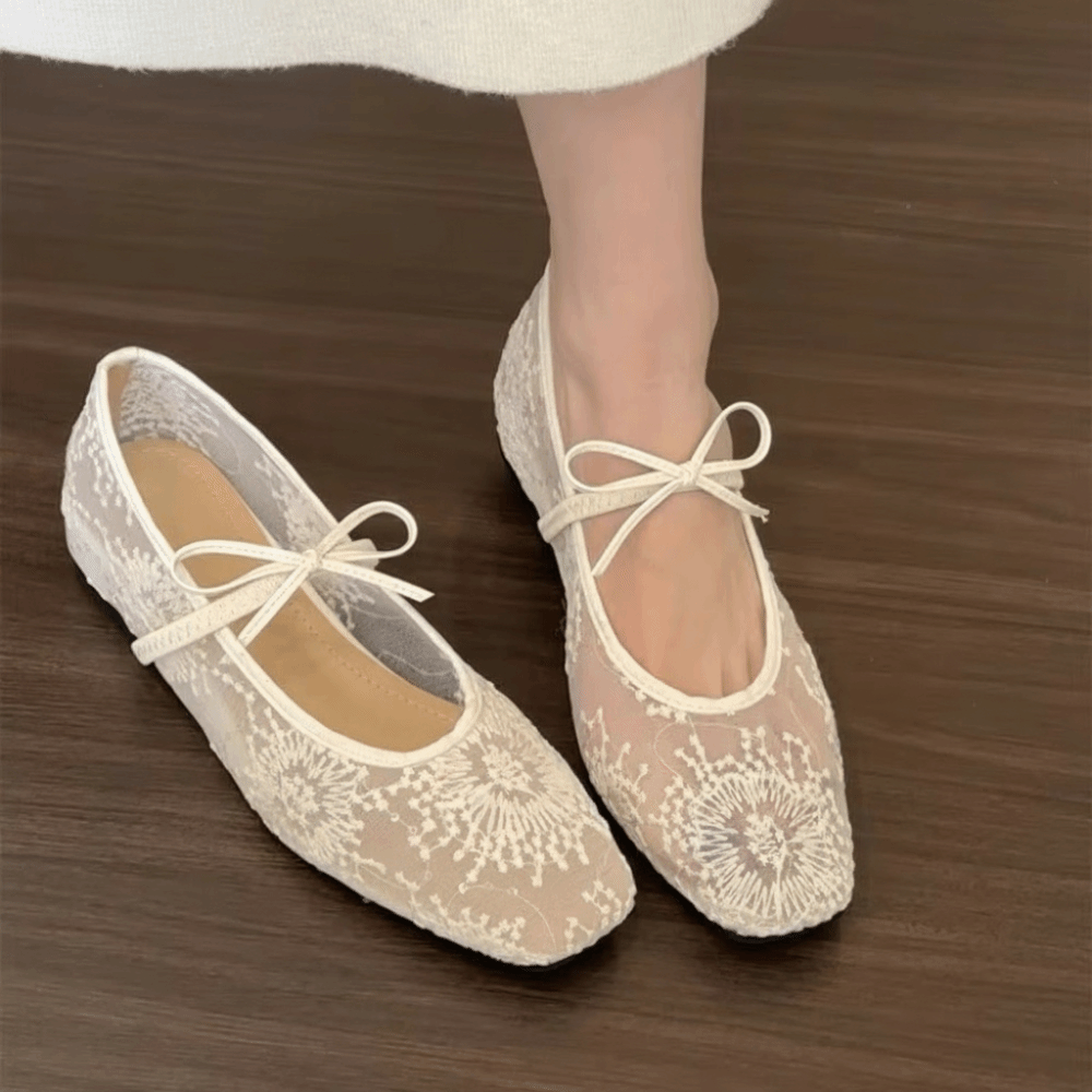 1 Pair Elegant Slip On Design  - Women Fashion Designer のレビューと価格