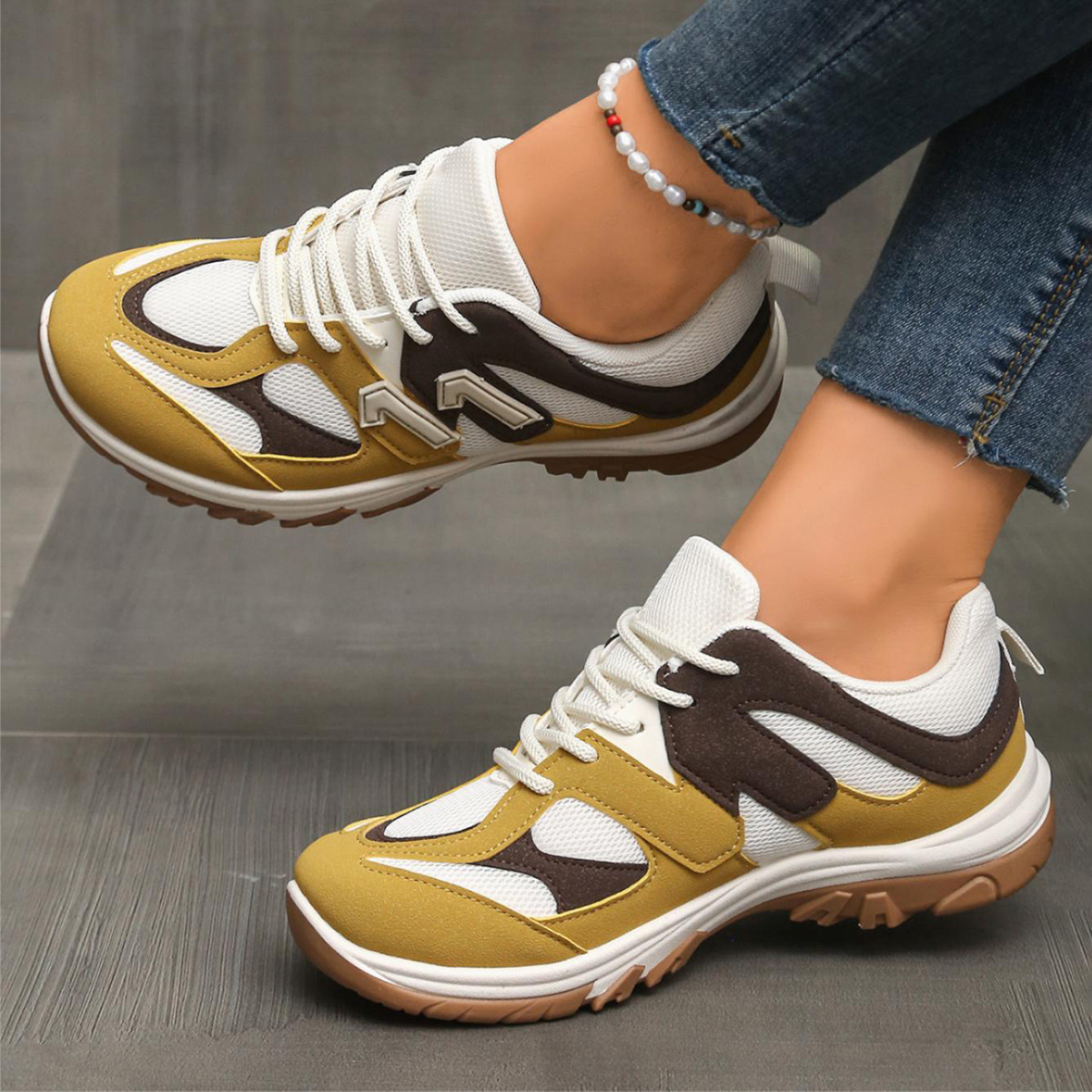 Fashion Gray Yellow Mix Color  - Women'S Yellow Fashion Sneakers のレビューと価格