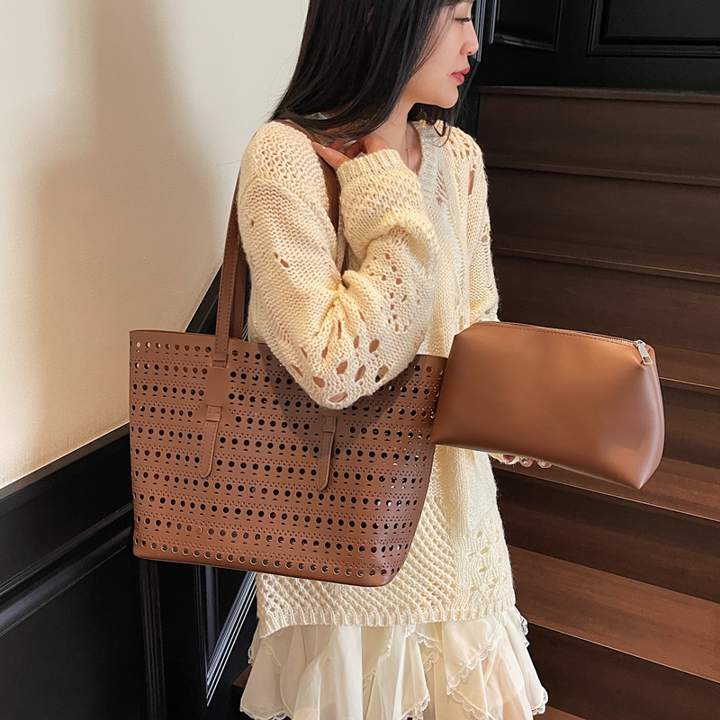Large Size Shoulder Tote Bags  - Women'S Fashion Boutique のレビューと価格