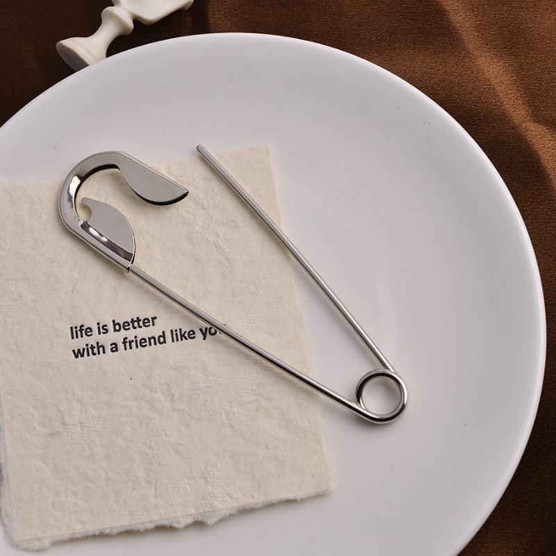 Bold Safety Pin Oversized Hair - Women'S Fashion Edgy のレビューと価格