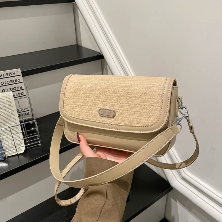 Fashionable Bag Trendy Design  - Women Fashion Logo Design のレビューと価格