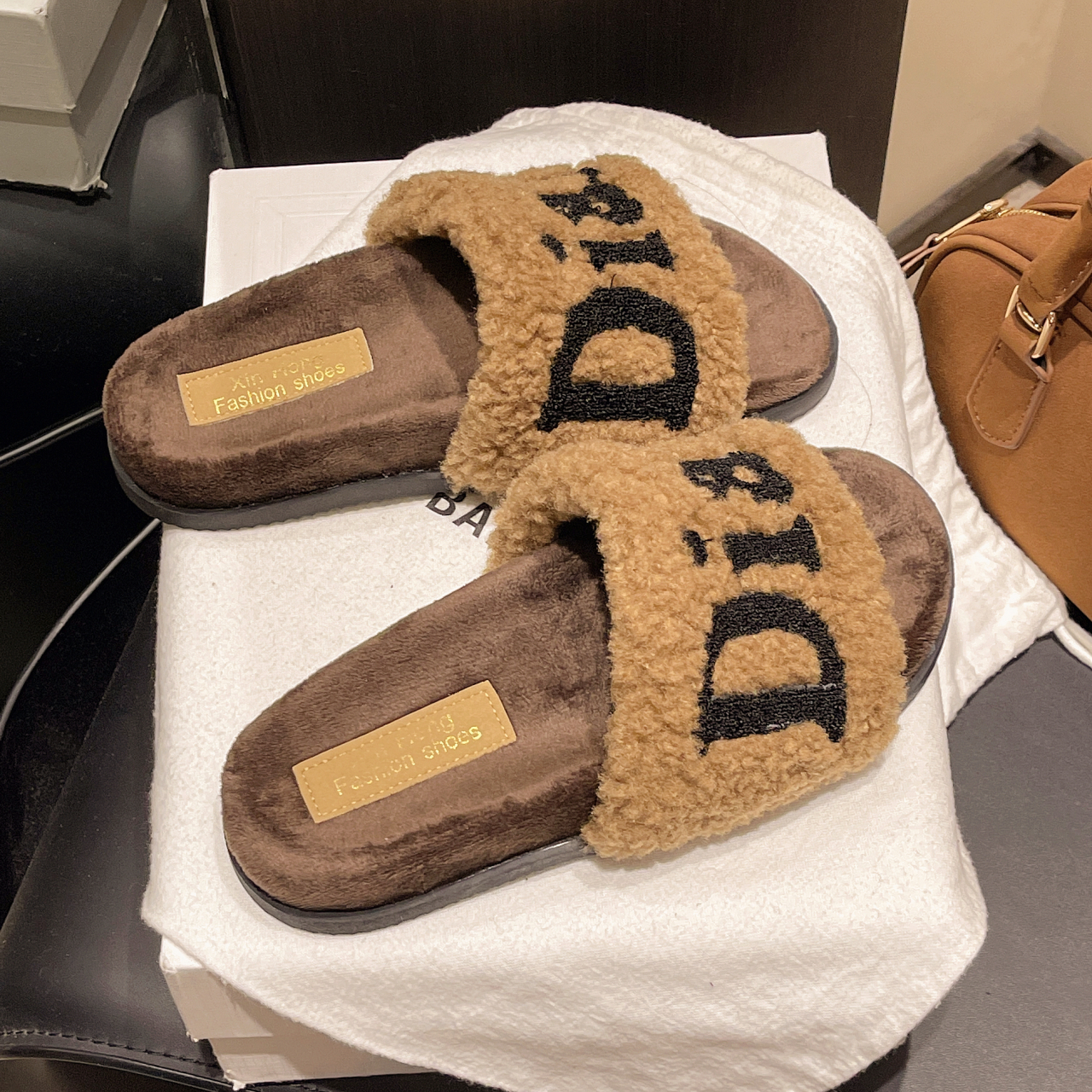 Women's Fashion Plush Shoes 20 - Women'S Fashion Spring 2025 のレビューと価格