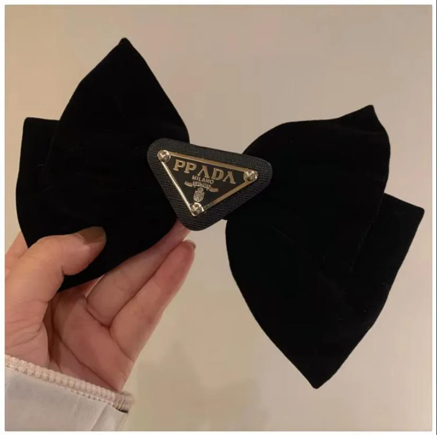 New Y2K Luxury Fashion Style T - Women Fashion Logo Design のレビューと価格