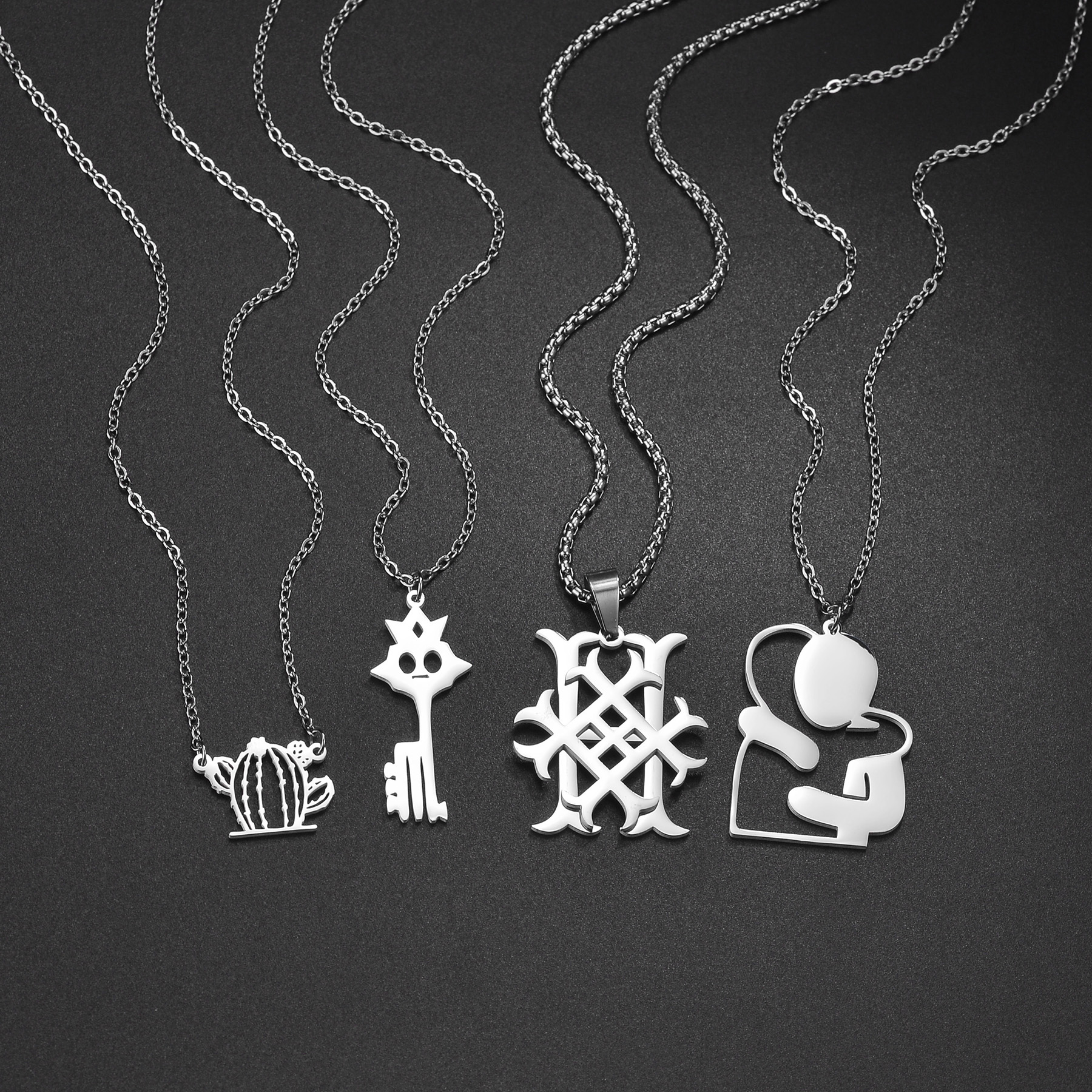 Diamon Personalized Customized - Women Fashion Logo Design のレビューと価格